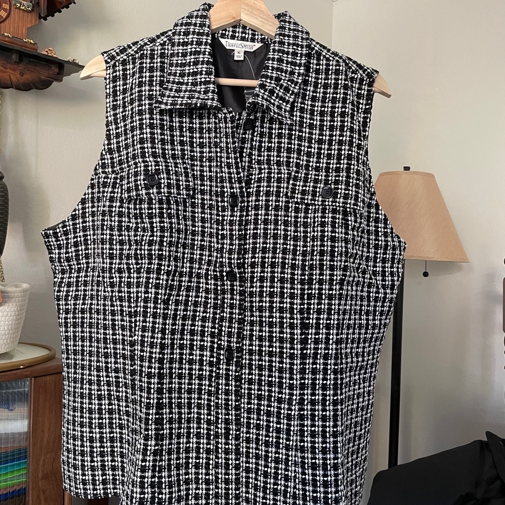 TravelSmith Women's Black & White Tweed Button-up Sleeveless Vest Size XL